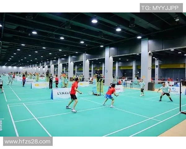 成都羽毛球队团队协作变革引发热议助力竞技水平提升与发展 成都羽毛球队团队协作变革引发热议助力竞技水平提升与发展