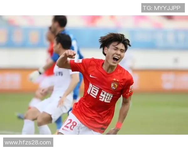 广州篮球队战术解析：如何提升球队竞争力与比赛表现