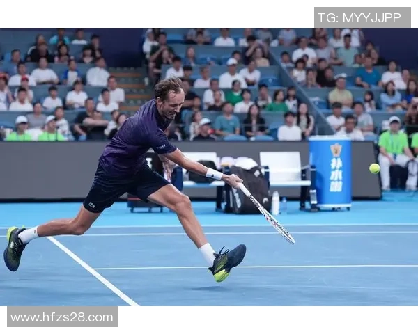 杭州世锦赛网球队展现强大实力与团队精神的精彩表现分析